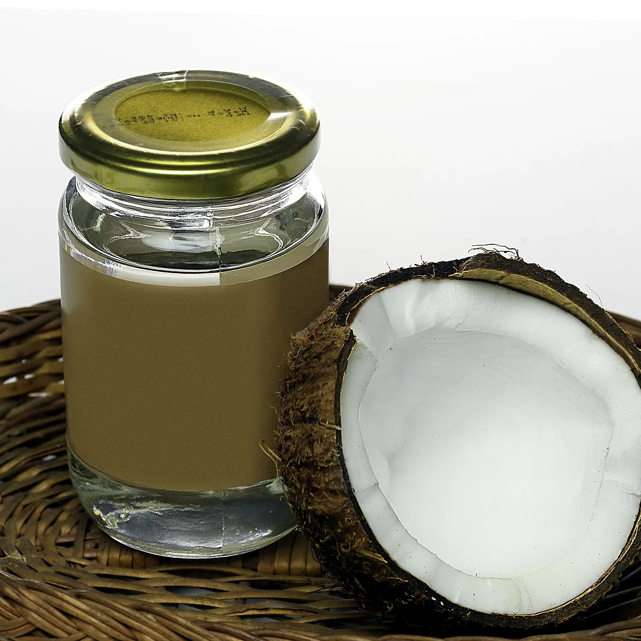 Say Goodbye to Blemishes: The Power of Coconut Oil Unveiled