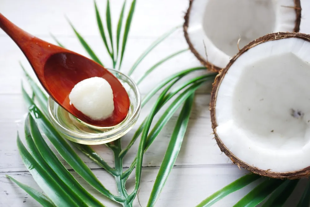 Unlocking the Benefits: How Coconut Oil Can Help Lower Cholesterol Levels