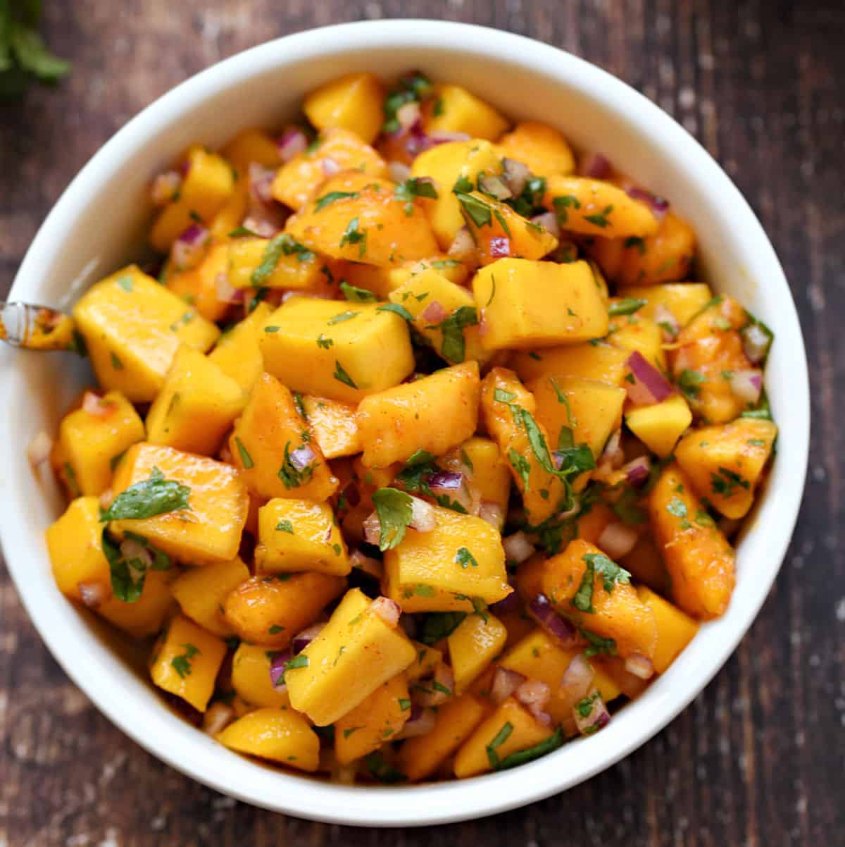 Delicious Mango Papaya Salsa Recipe: A Perfect Tropical Twist for Your Summer Meals